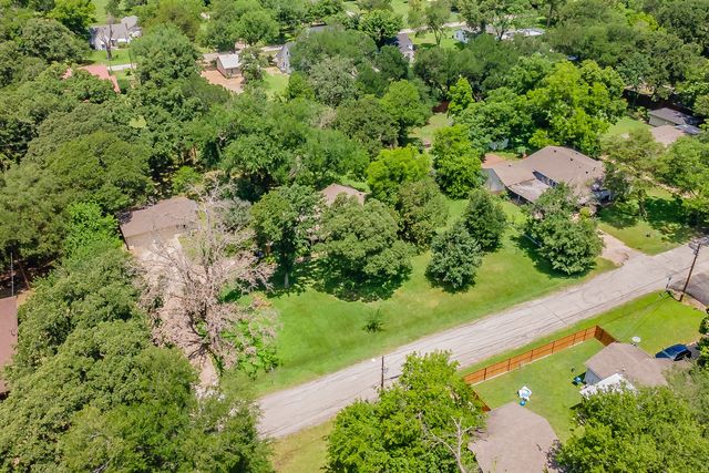 202 Mathis Street, Seagoville, TX 75159