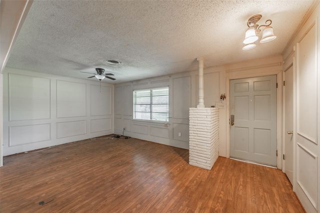 202 Mathis Street, Seagoville, TX 75159