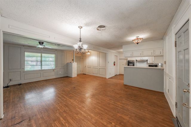 202 Mathis Street, Seagoville, TX 75159