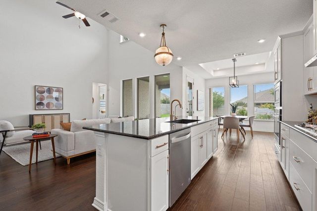 1129 RIVER VISTA RD, Georgetown, TX 78628