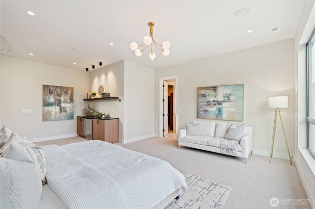 2423 129th Avenue SE, Bellevue, WA 98005