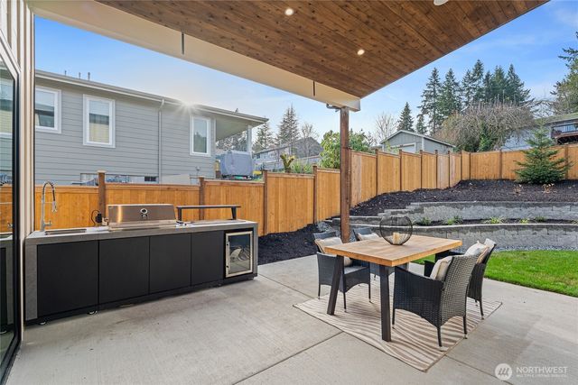 2423 129th Avenue SE, Bellevue, WA 98005