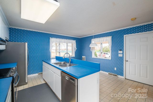 1894 Hwy 73 Highway, Iron Station, NC 28080