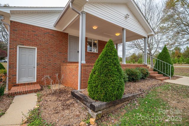 1894 Hwy 73 Highway, Iron Station, NC 28080