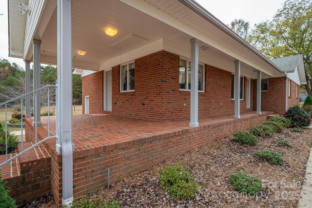 1894 Hwy 73 Highway, Iron Station, NC 28080