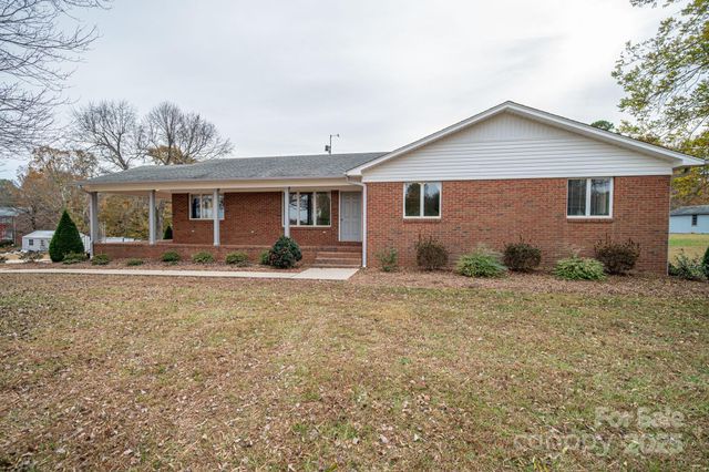 1894 Hwy 73 Highway, Iron Station, NC 28080