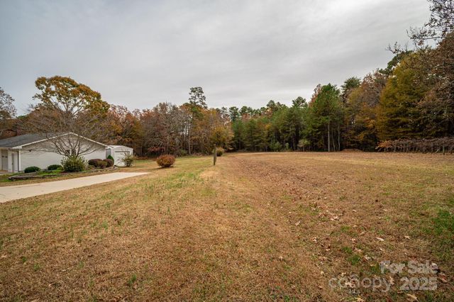 1894 Hwy 73 Highway, Iron Station, NC 28080