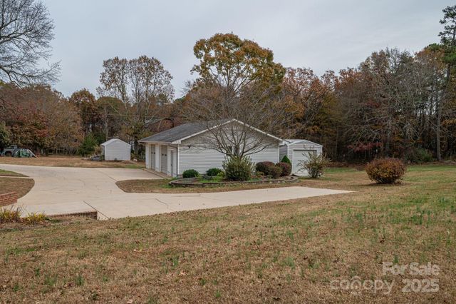 1894 Hwy 73 Highway, Iron Station, NC 28080