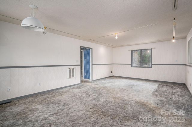 1894 Hwy 73 Highway, Iron Station, NC 28080