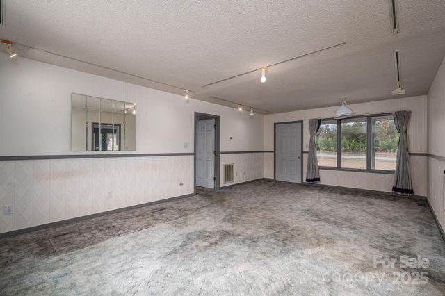 1894 Hwy 73 Highway, Iron Station, NC 28080