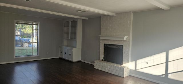 15231 Falling Creek Drive, Houston, TX 77068