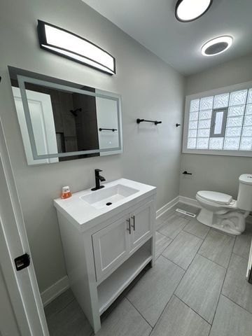 16752 Artesian Avenue, Hazel Crest, IL 60429