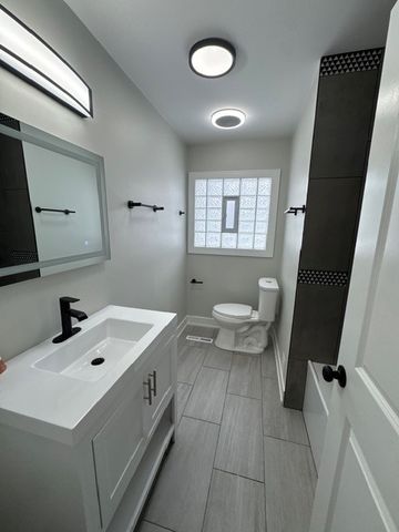 16752 Artesian Avenue, Hazel Crest, IL 60429