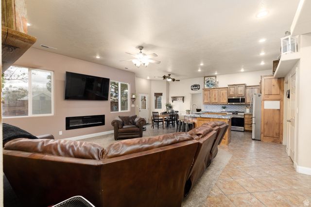 235 N 470 W, La Verkin, UT 84745