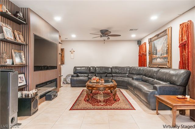 8867 Bonneville Peak Court, Las Vegas, NV 89148