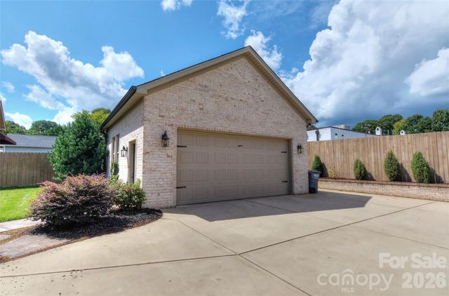 108 Bryant Street, Belmont, NC 28012