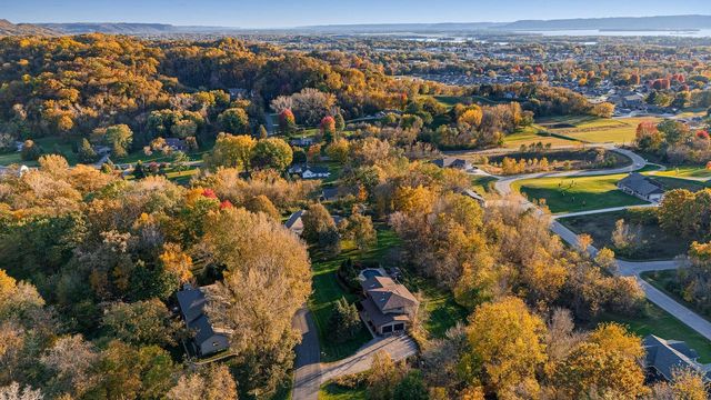 N6061 Summerglow TRAIL, Onalaska, WI 54650