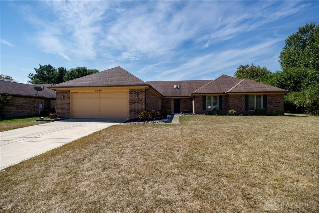 5049 Pebble Brook Drive, Englewood, OH 45322