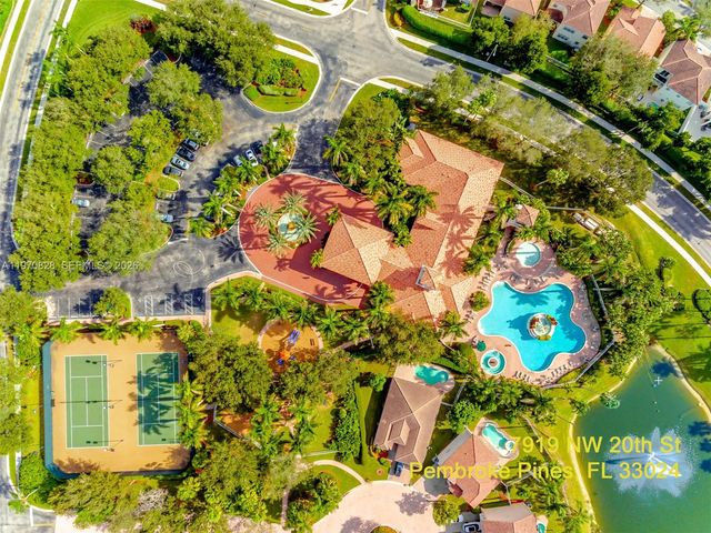 7919 NW 20th St, Pembroke Pines, FL 33024