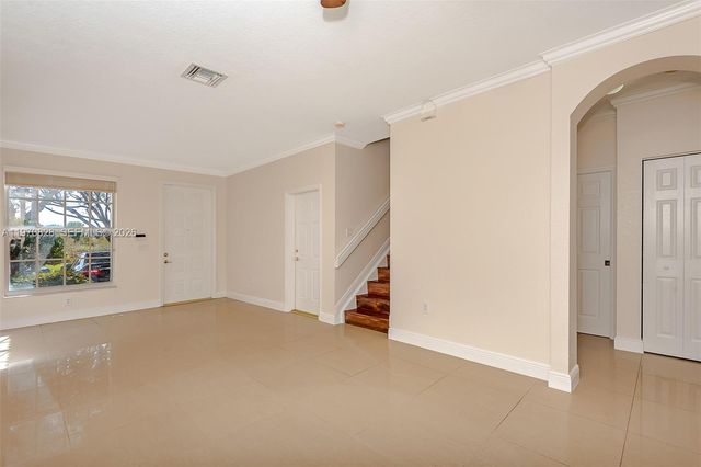 7919 NW 20th St, Pembroke Pines, FL 33024