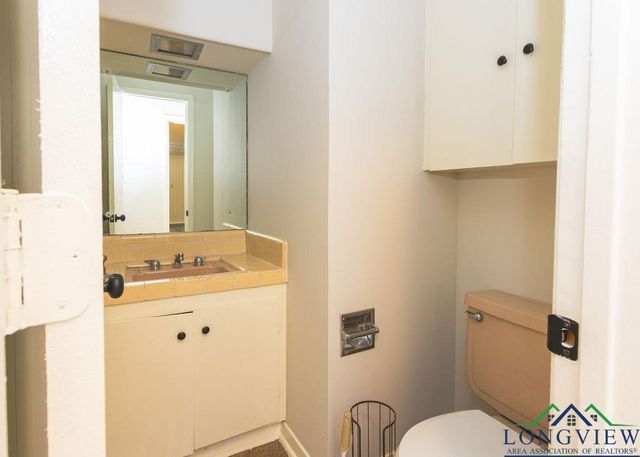 1909 Mary Jane Dr, Longview, TX 75601