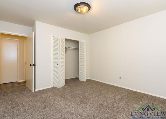 1909 Mary Jane Dr, Longview, TX 75601