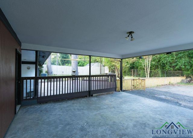 1909 Mary Jane Dr, Longview, TX 75601