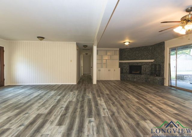 1909 Mary Jane Dr, Longview, TX 75601