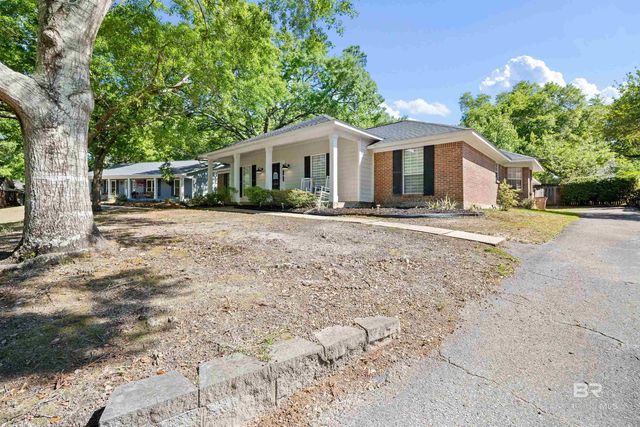 3005 Alexandria Court, Mobile, AL 36693