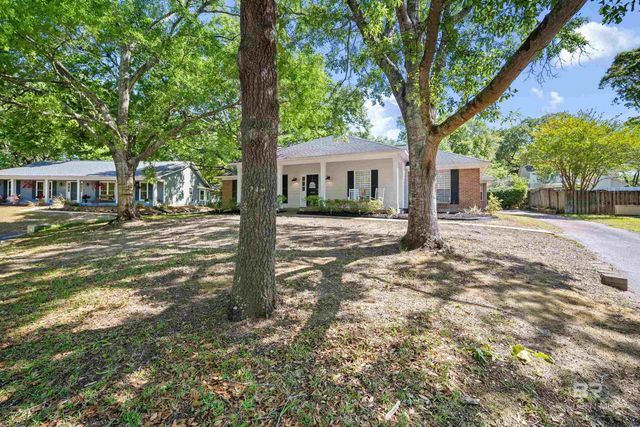 3005 Alexandria Court, Mobile, AL 36693