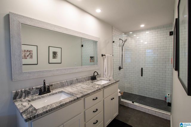 3447 KILDARE DRIVE, Hoover, AL 35226