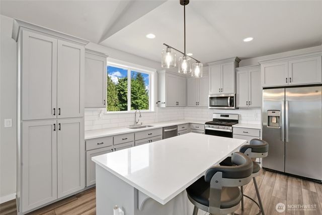 10612 Palisades Street SE, Yelm, WA 98597