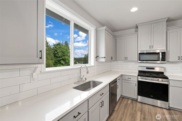 10612 Palisades Street SE, Yelm, WA 98597