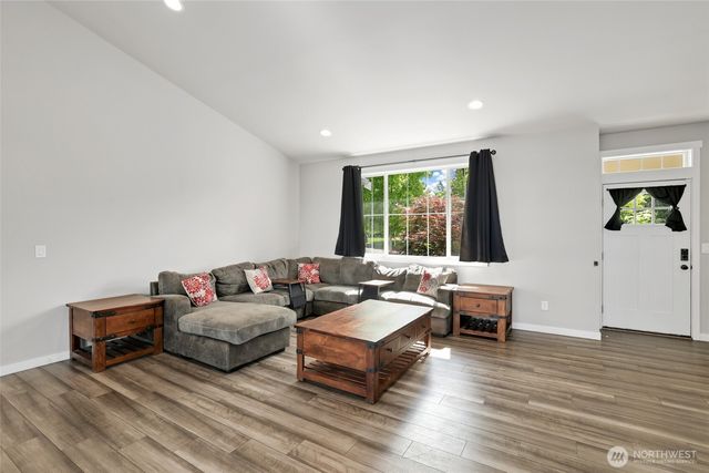 10612 Palisades Street SE, Yelm, WA 98597
