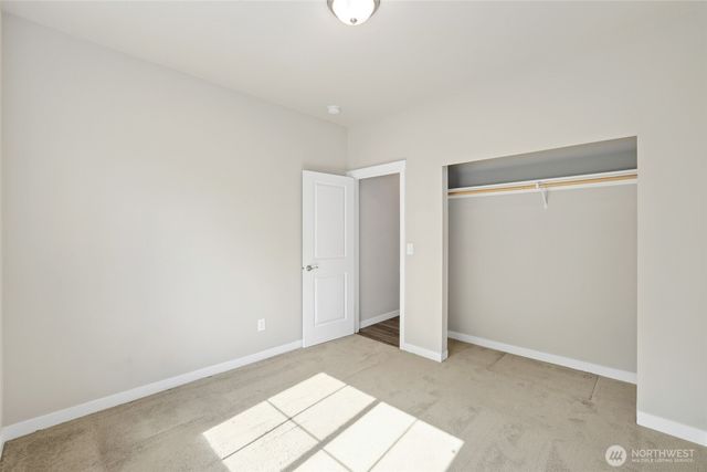 10612 Palisades Street SE, Yelm, WA 98597