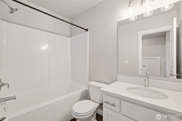 10612 Palisades Street SE, Yelm, WA 98597