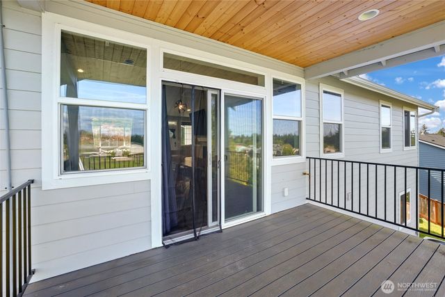 10612 Palisades Street SE, Yelm, WA 98597