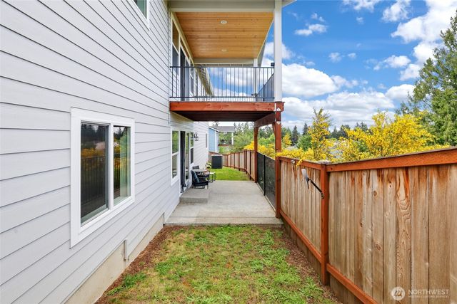 10612 Palisades Street SE, Yelm, WA 98597