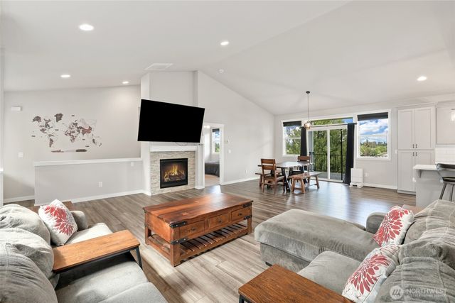10612 Palisades Street SE, Yelm, WA 98597