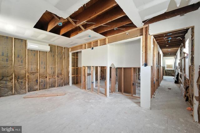 4 W OVERLEA AVE, Baltimore, MD 21206