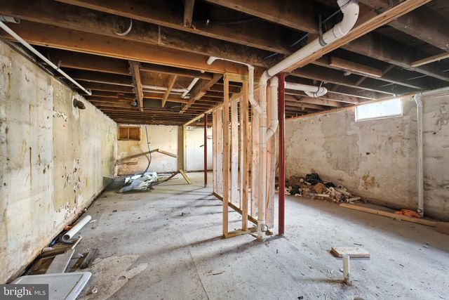 4 W OVERLEA AVE, Baltimore, MD 21206