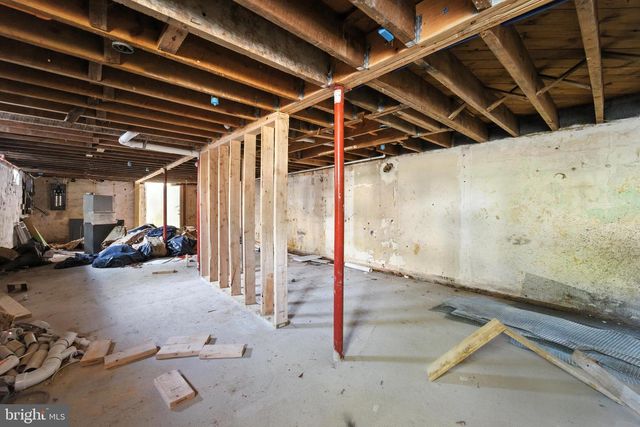 4 W OVERLEA AVE, Baltimore, MD 21206