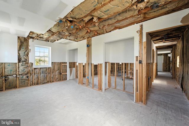 4 W OVERLEA AVE, Baltimore, MD 21206