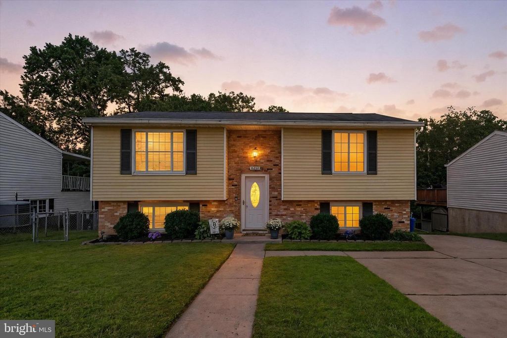 2212 MONOCACY RD, Essex, MD 21221