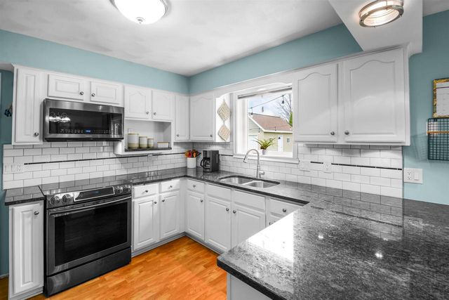 W5997 GARNET DRIVE, Appleton, WI 54915