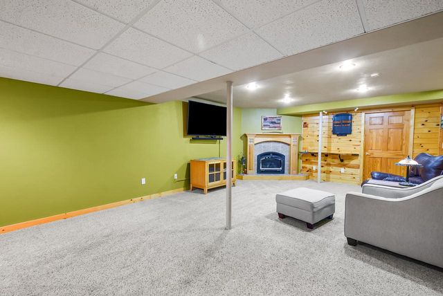 W5997 GARNET DRIVE, Appleton, WI 54915