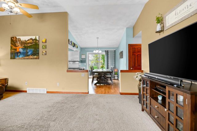 W5997 GARNET DRIVE, Appleton, WI 54915