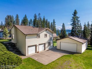 9218 W ROCKFORD BAY RD, Coeur D'alene, ID 83814