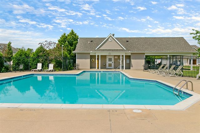 1407 Millbrook Trail, Ann Arbor, MI 48108
