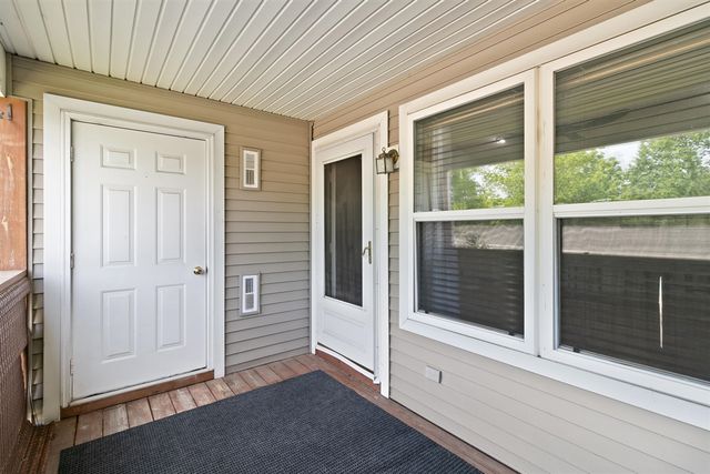 1407 Millbrook Trail, Ann Arbor, MI 48108